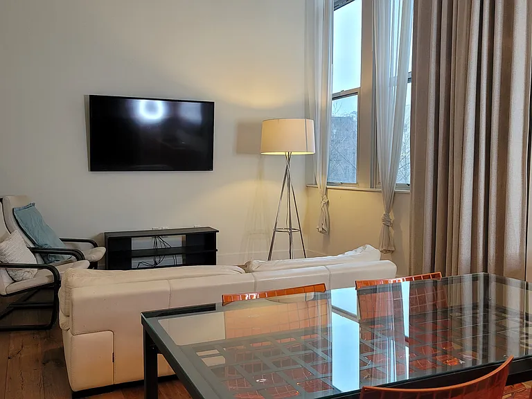 220 W 148th St #3B — Photo 2