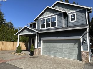 905 NE 4th Ave, Hillsboro, OR