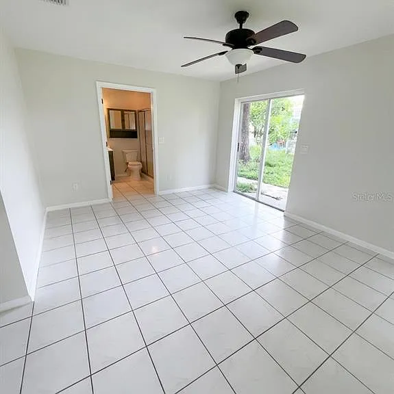 2119 W Henry Ave — Photo 11