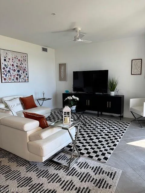2 bed, 2.0 bath, 1154 sqft, $2,395 — Photo 3