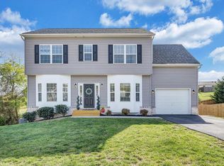 424 Cambridge Court Rd, Vinton, VA 24179