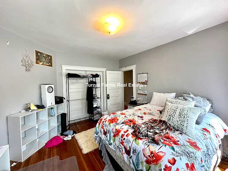 9 Taft St #3B — Photo 9