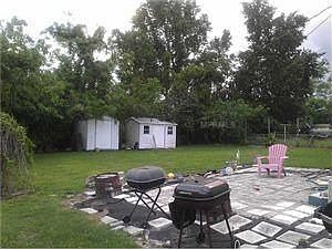 2nd image of 2815 Drake Dr