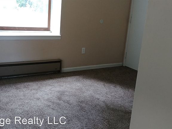 5th image of 999 Dana Ave APT 1