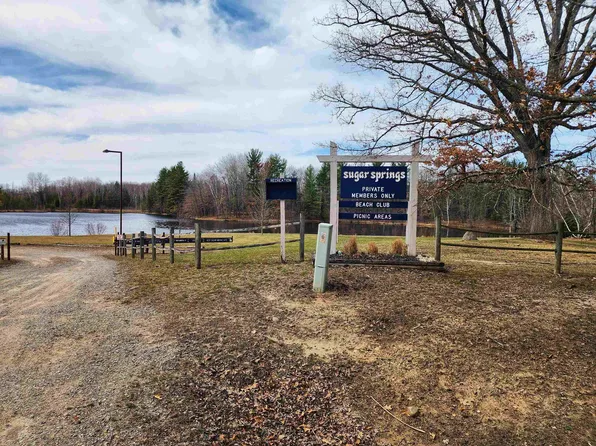 4647 Buxton Ct, Gladwin, MI 48624