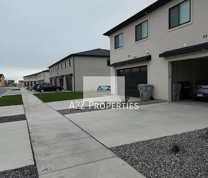 968 S 850 W — Photo 43