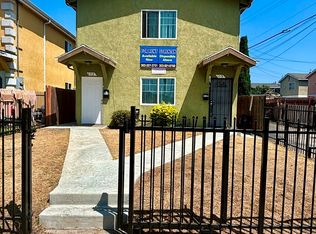 113 W 104th St, Los Angeles, CA 90003