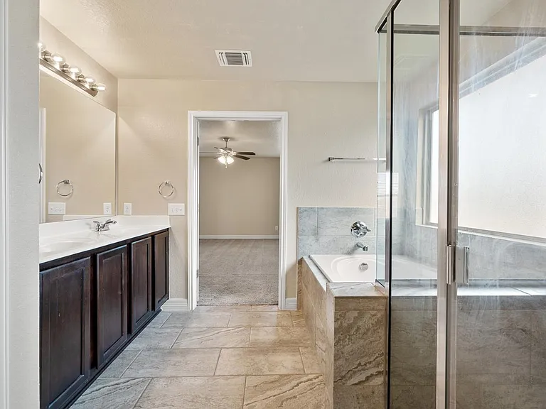 810 Low Cloud Dr — Photo 20