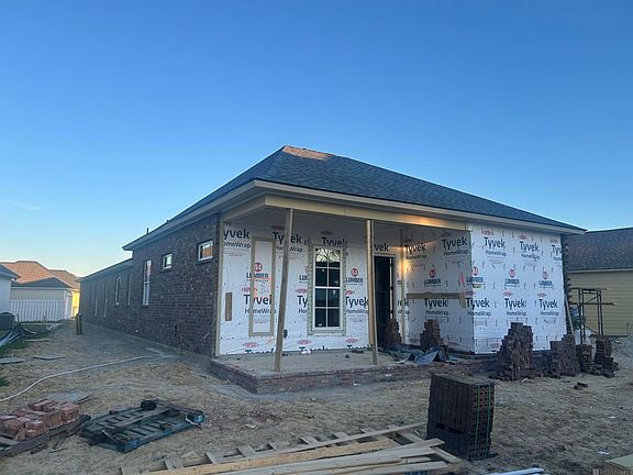3rd image of 4075 Memorial Sq