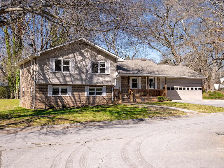 3076 Speicher Cir — Photo 57
