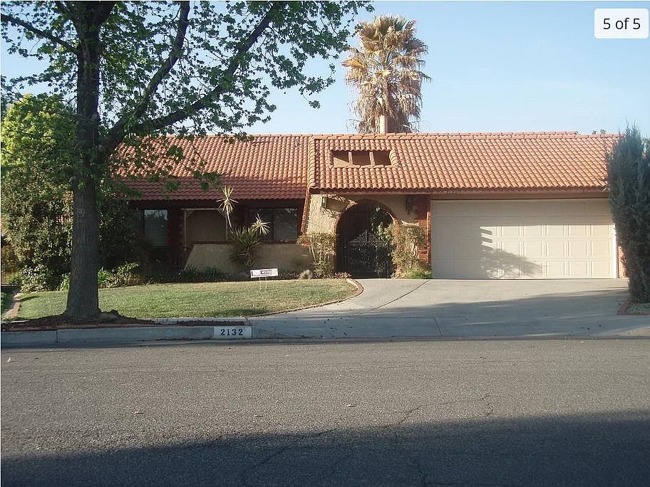 1st image of 2132 Redwood Dr