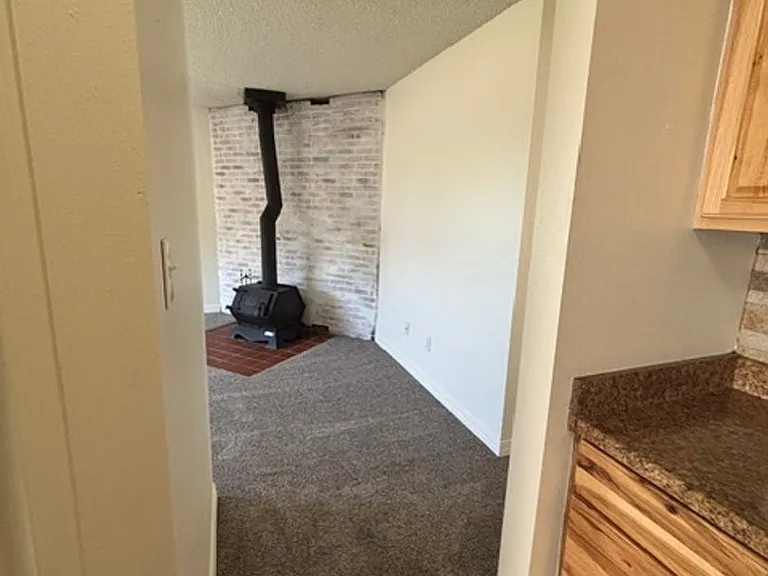 PM 120 - 406 Hacker Ct. — Photo 15