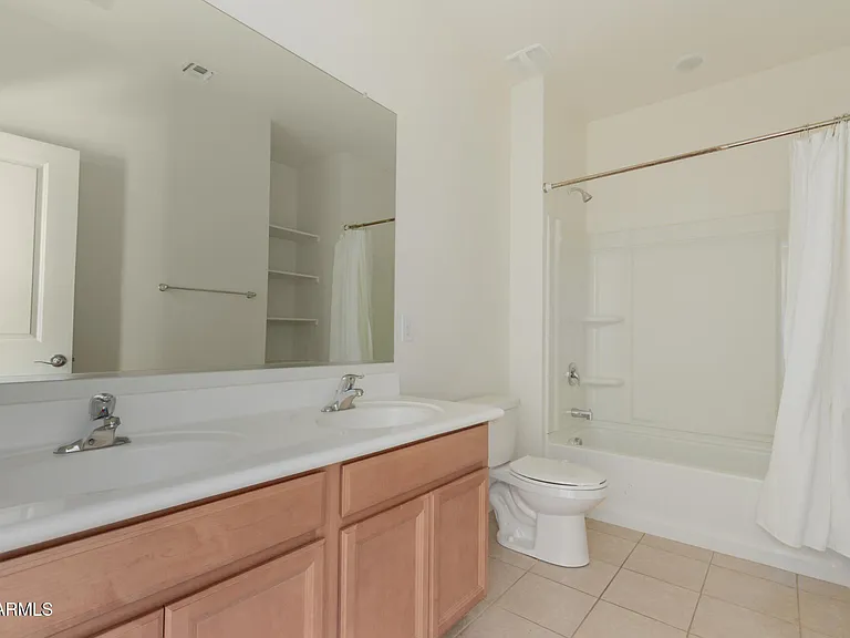 12329 W State Ave — Photo 23