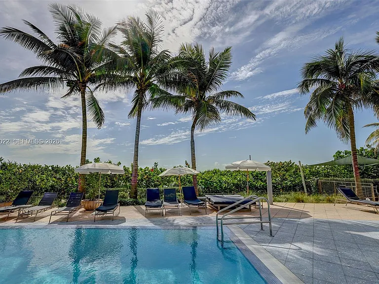 6799 Collins Ave #209 — Photo 38