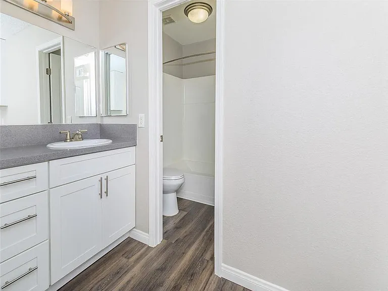 Briarwood Apartments — Photo 53
