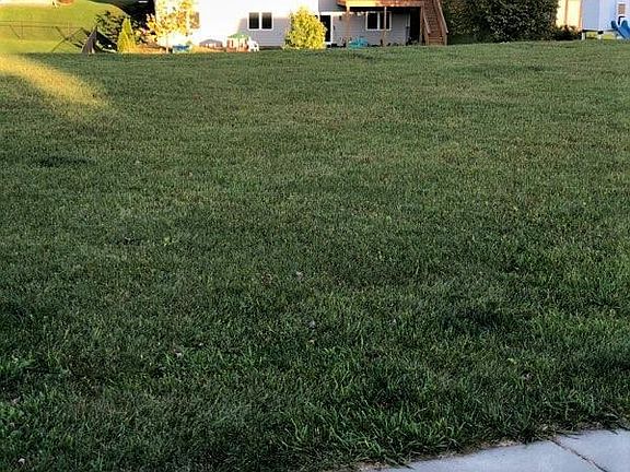 5th image of 1476 5th St SW