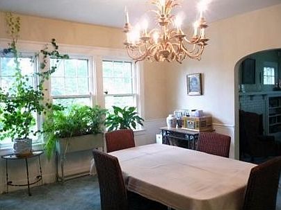Lots of light in dining room
