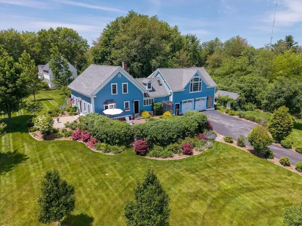 29 Isaac Lucas Circle, Dover, NH 03820