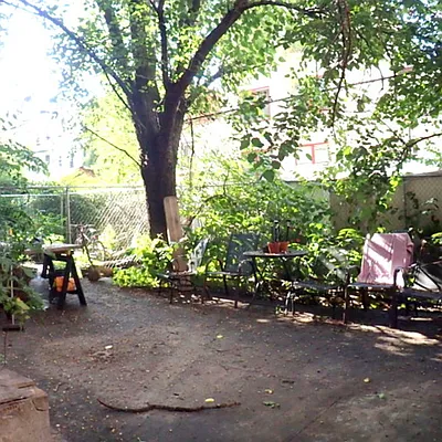 Rented by Nooklyn NYC LLC | media 13