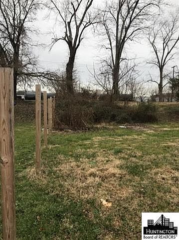 2nd image of 618 Nineth St