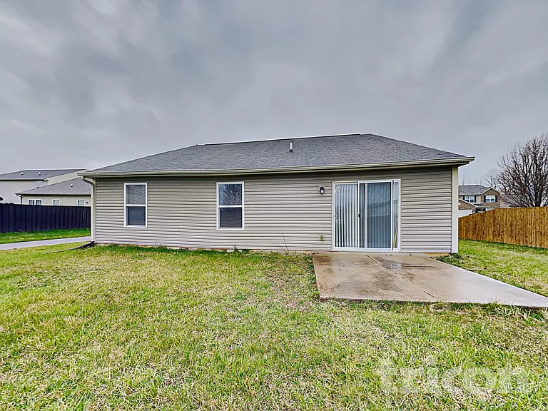 7335 Mosaic Dr — Photo 18