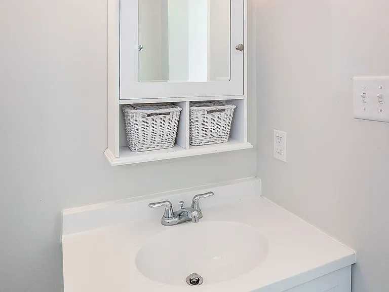 5 Algoma Dr — Photo 15