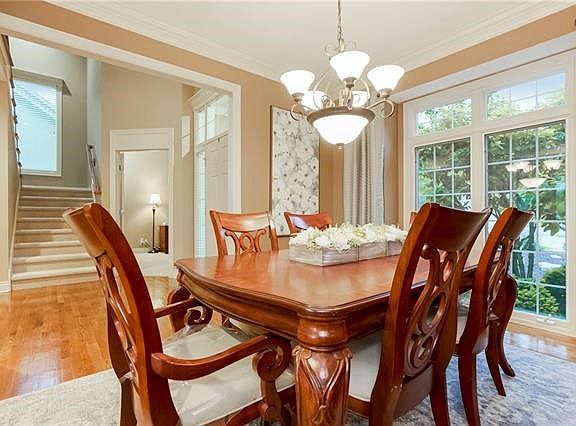 4th image of 6703 Meadowlark Ln
