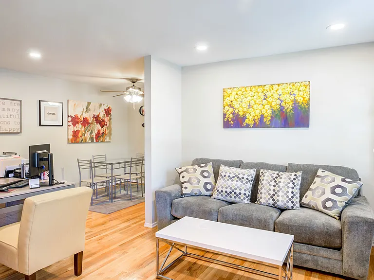 Cloverdale Park Apartments, LLC — Photo 17