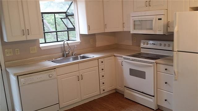 2nd image of 8200 Mescalero Dr #B