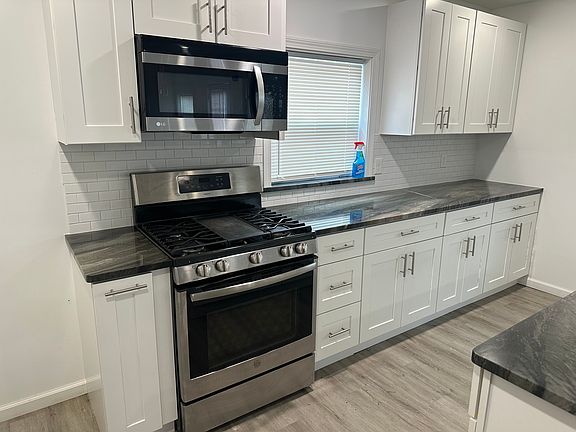 5th image of 2982 W Remus Rd