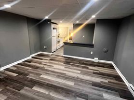 4404 Vine St, Cincinnati, OH