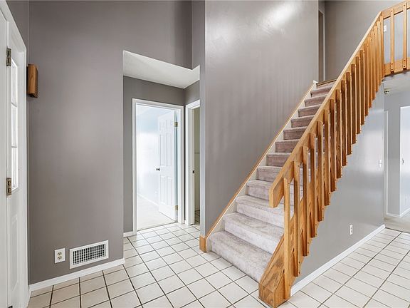 4th image of 9 Margate Dr