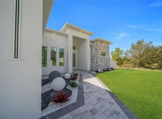 752 Clancy St E, Lehigh Acres, FL 33974