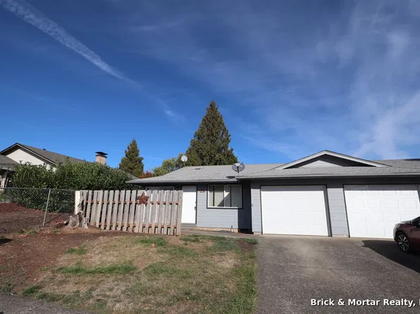 115-117 SW 9th St #1cd7075e0, Sublimity, OR 97385