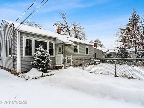 3rd image of 32 N Cornell Ave