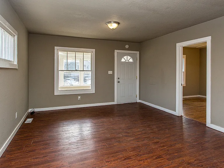 1005 Pleasant View Dr — Photo 10