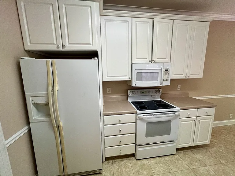 2201 Keegan Dr — Photo 10