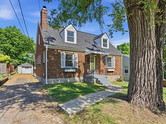 5th image of 3707 Burrus St