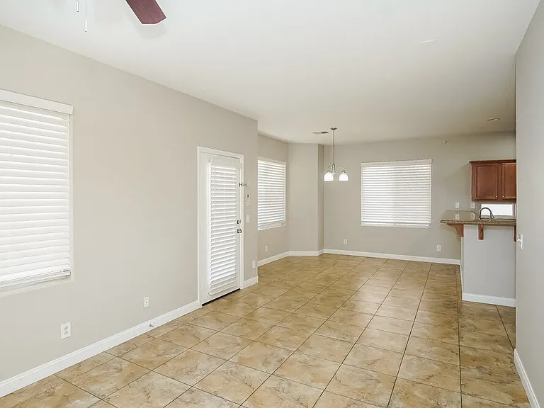 5119 Silent Valley Ave — Photo 4