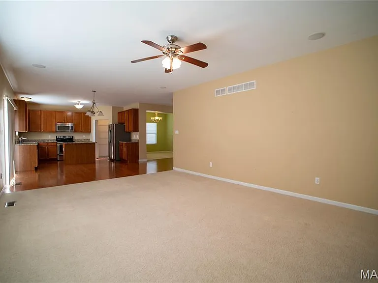 84 Brighton Park Dr — Photo 9