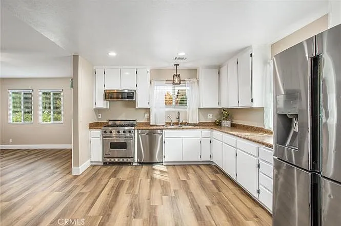 24705 1st Ave — Photo 18