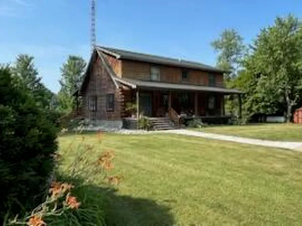 418 N 116th Ave, Hart, MI 49420