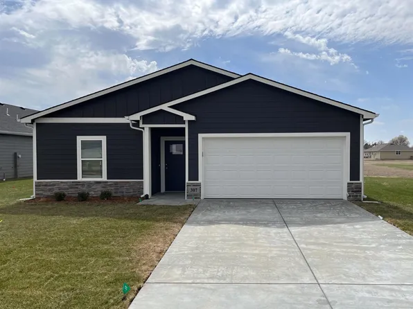 307 Northern Ave, Garden Plain, KS 67050