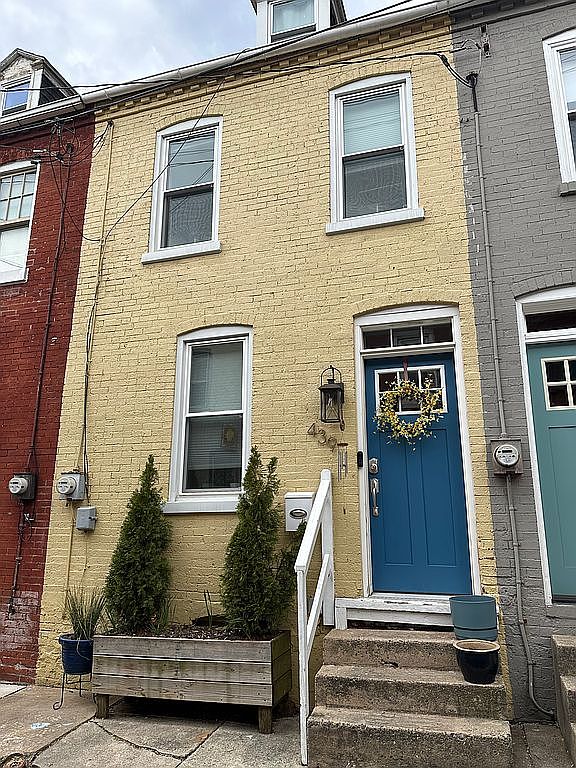 439 Chambers St, Lancaster, Pa 17603 