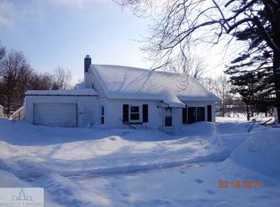 922 N Sheldon St, Charlotte, MI