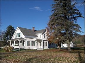 Great In Town Location