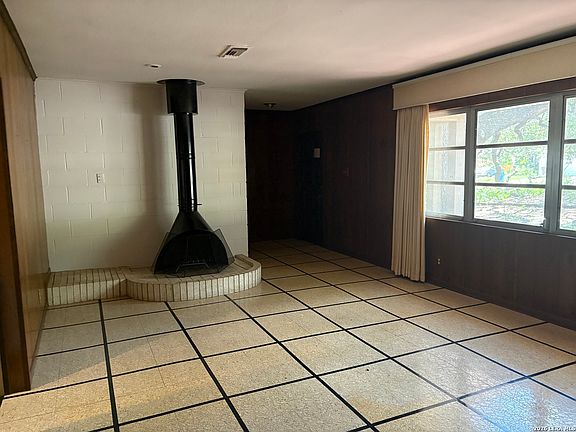 4th image of 7222 ROBIN REST DR