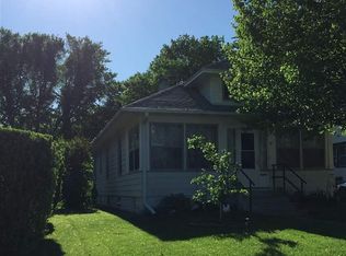 710 Poplar St, Savanna, IL 61074