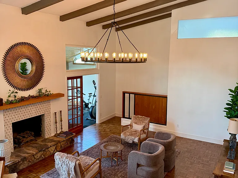 12822 Avenida La Valencia — Photo 18