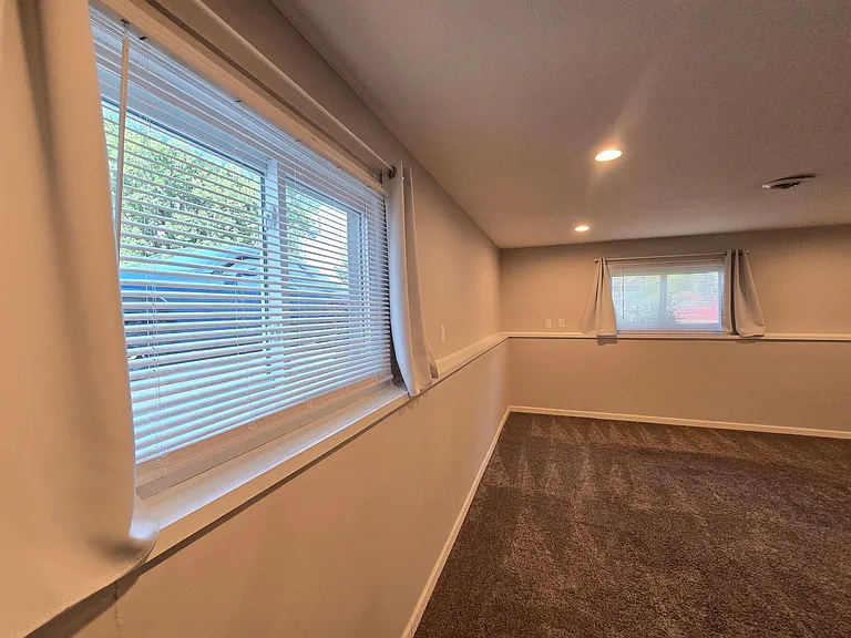 2025 Beck St — Photo 50